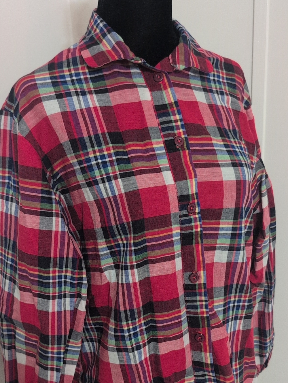 Vintage Handmade Classic Red Plaid Button-Up Shirt Women's Small